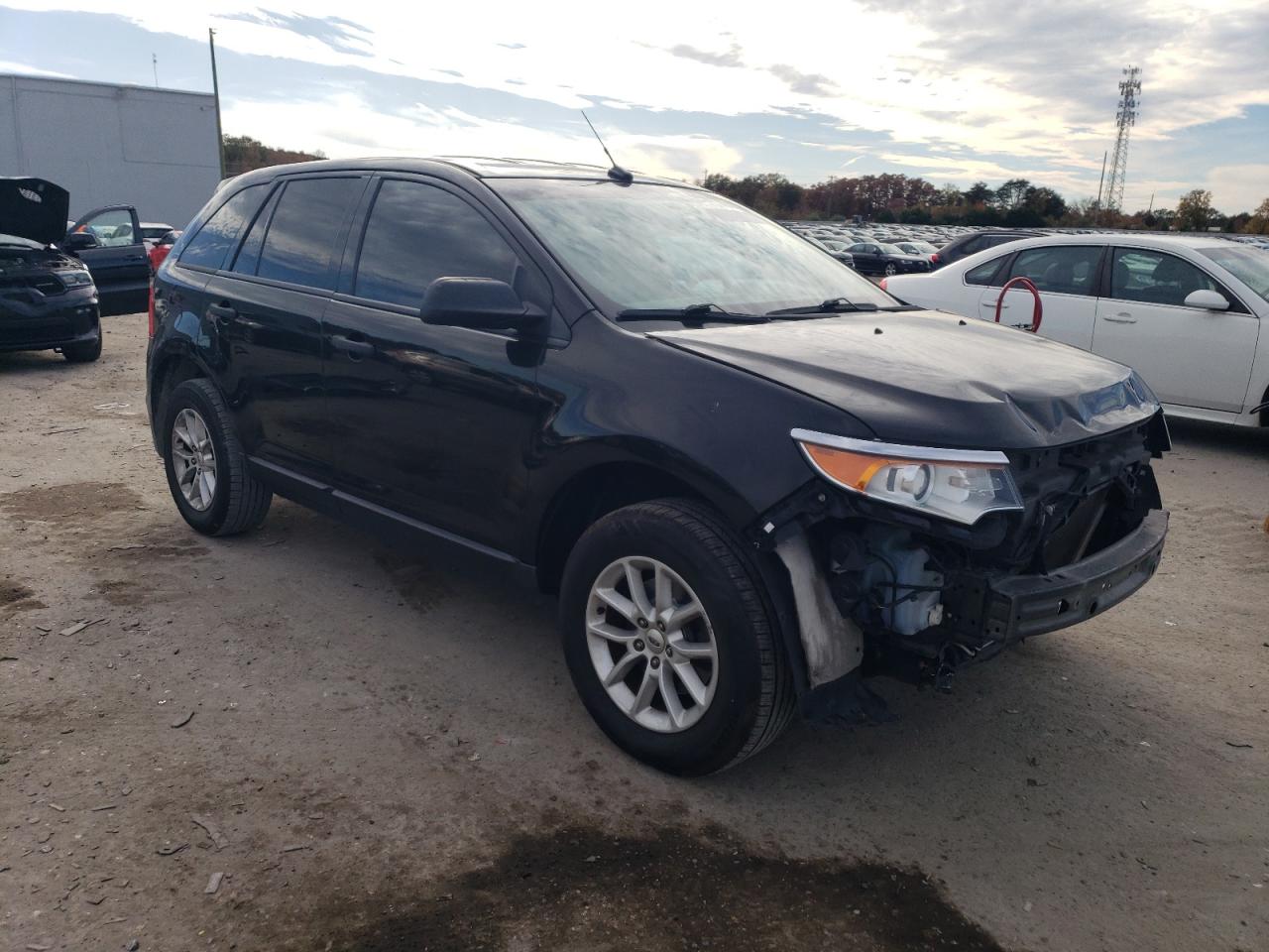 2014 FORD EDGE SE photo 4