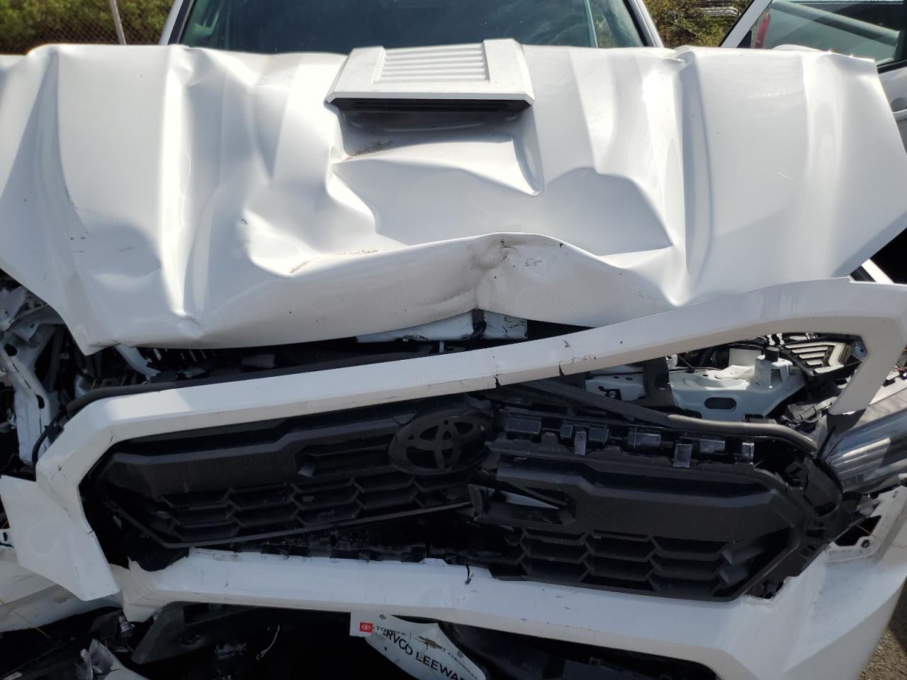 2025 TOYOTA TACOMA DOUBLE CAB photo 21