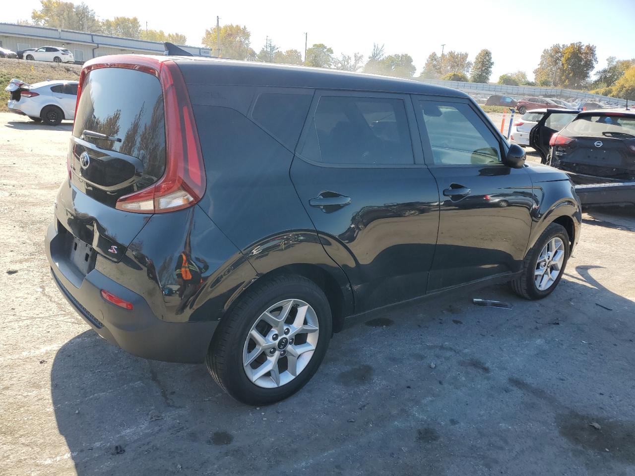 2021 KIA SOUL LX photo 3