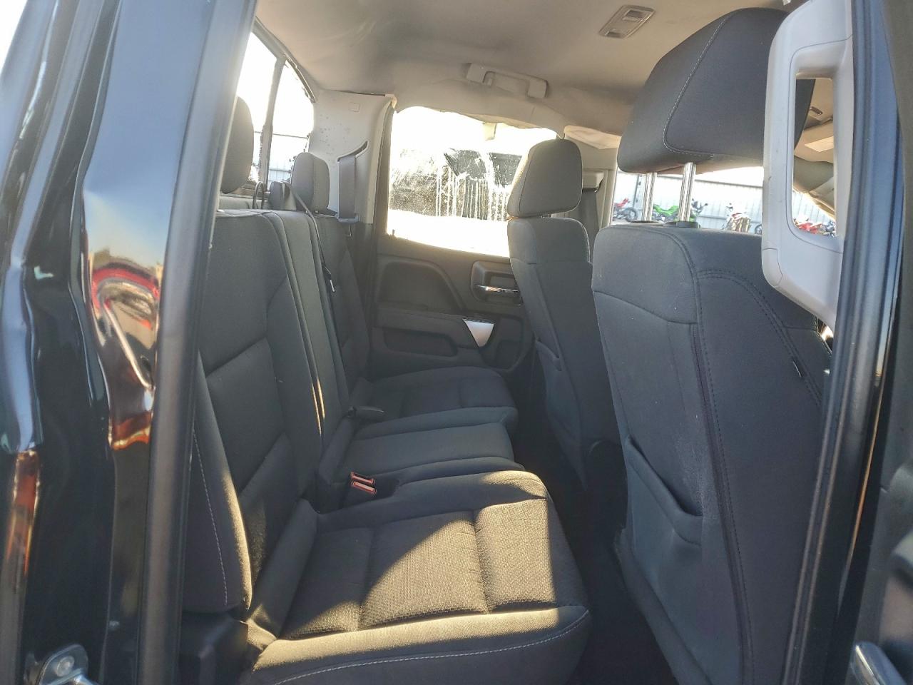 2016 CHEVROLET SILVERADO K1500 LT photo 10