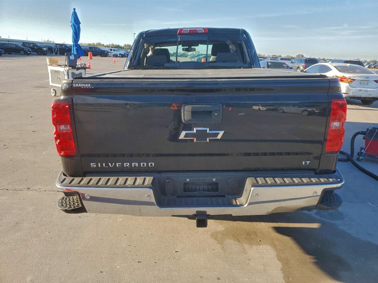 2016 CHEVROLET SILVERADO K1500 LT photo 6