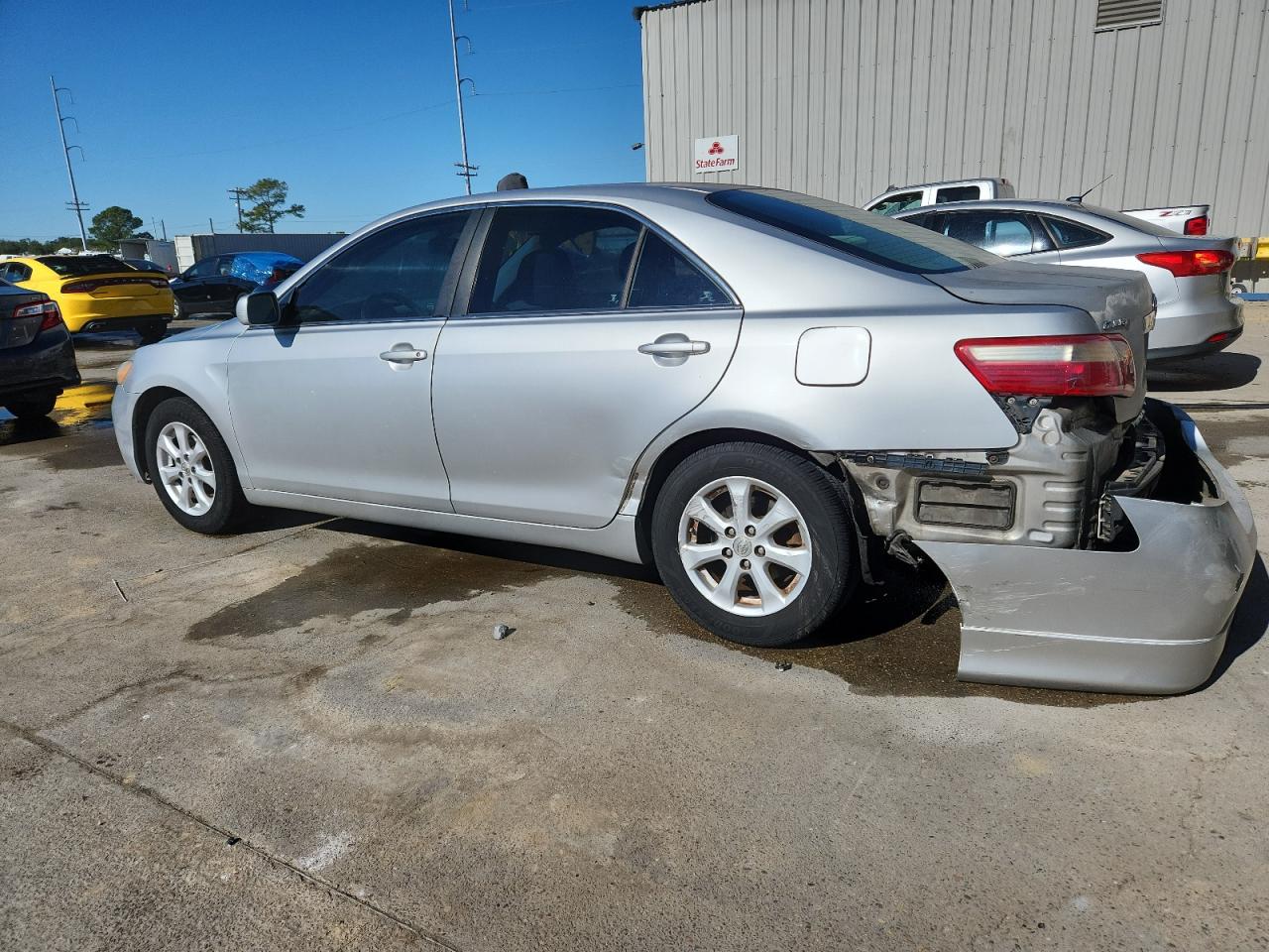 2008 TOYOTA CAMRY LE photo 3