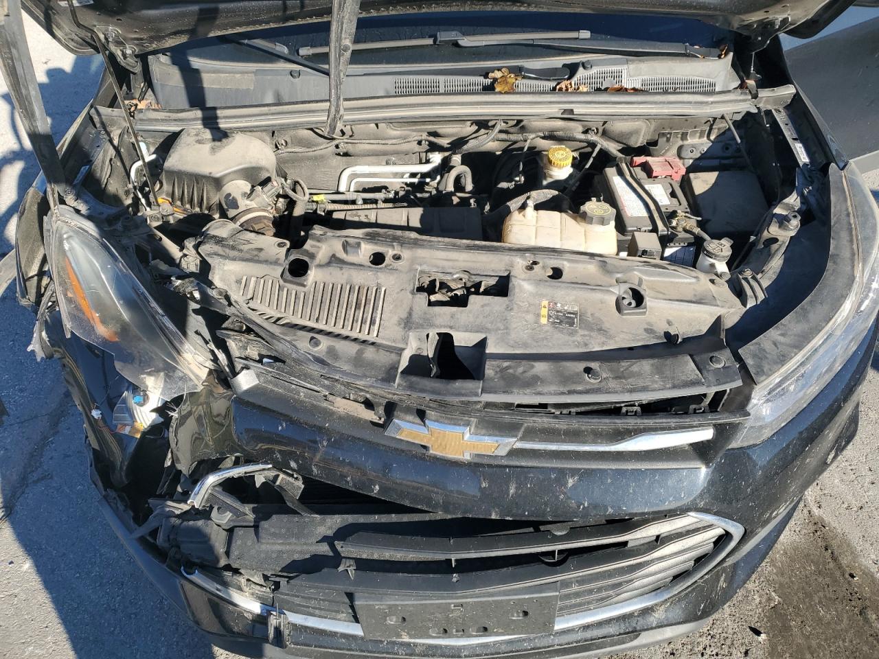 2018 CHEVROLET TRAX LS photo 23