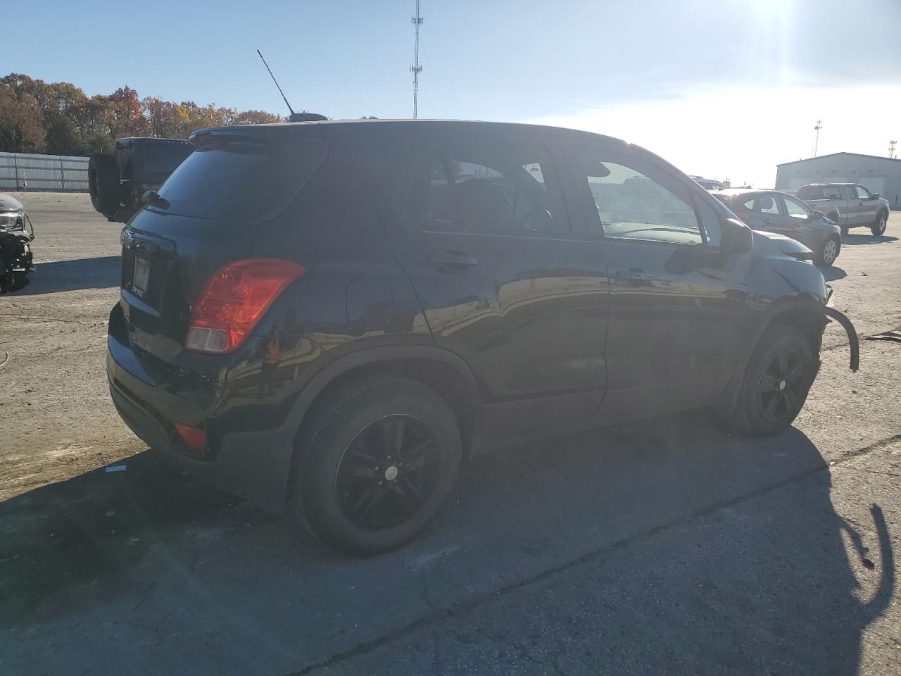 2018 CHEVROLET TRAX LS photo 5