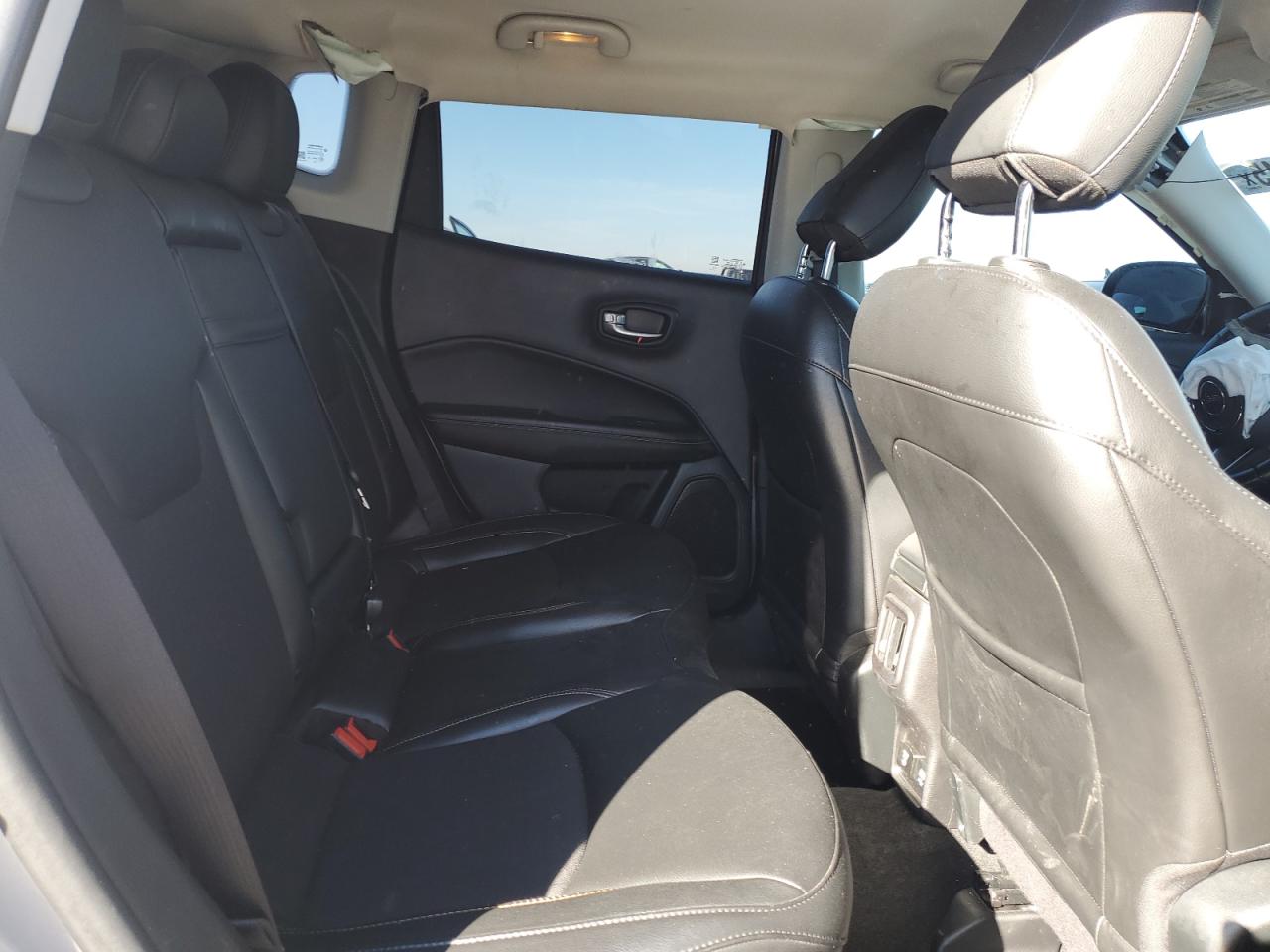 2019 JEEP COMPASS LATITUDE photo 10