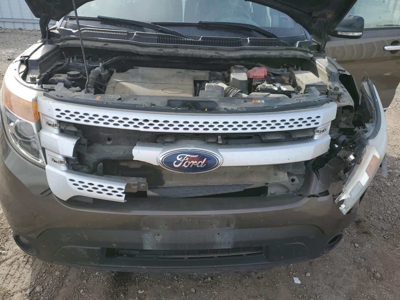 2015 FORD EXPLORER XLT photo 23