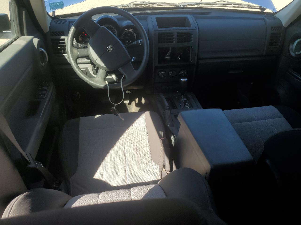 2007 DODGE NITRO SXT photo 15