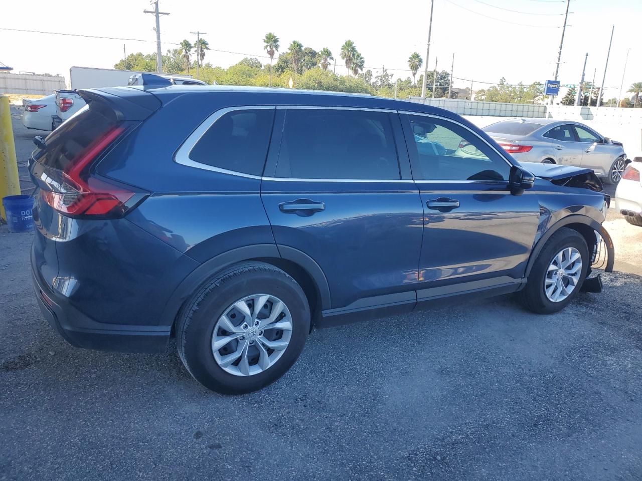 2024 HONDA CR-V LX photo 3