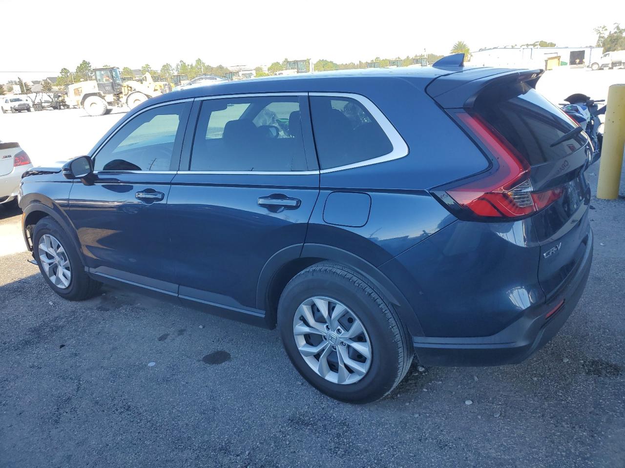 2024 HONDA CR-V LX photo 2