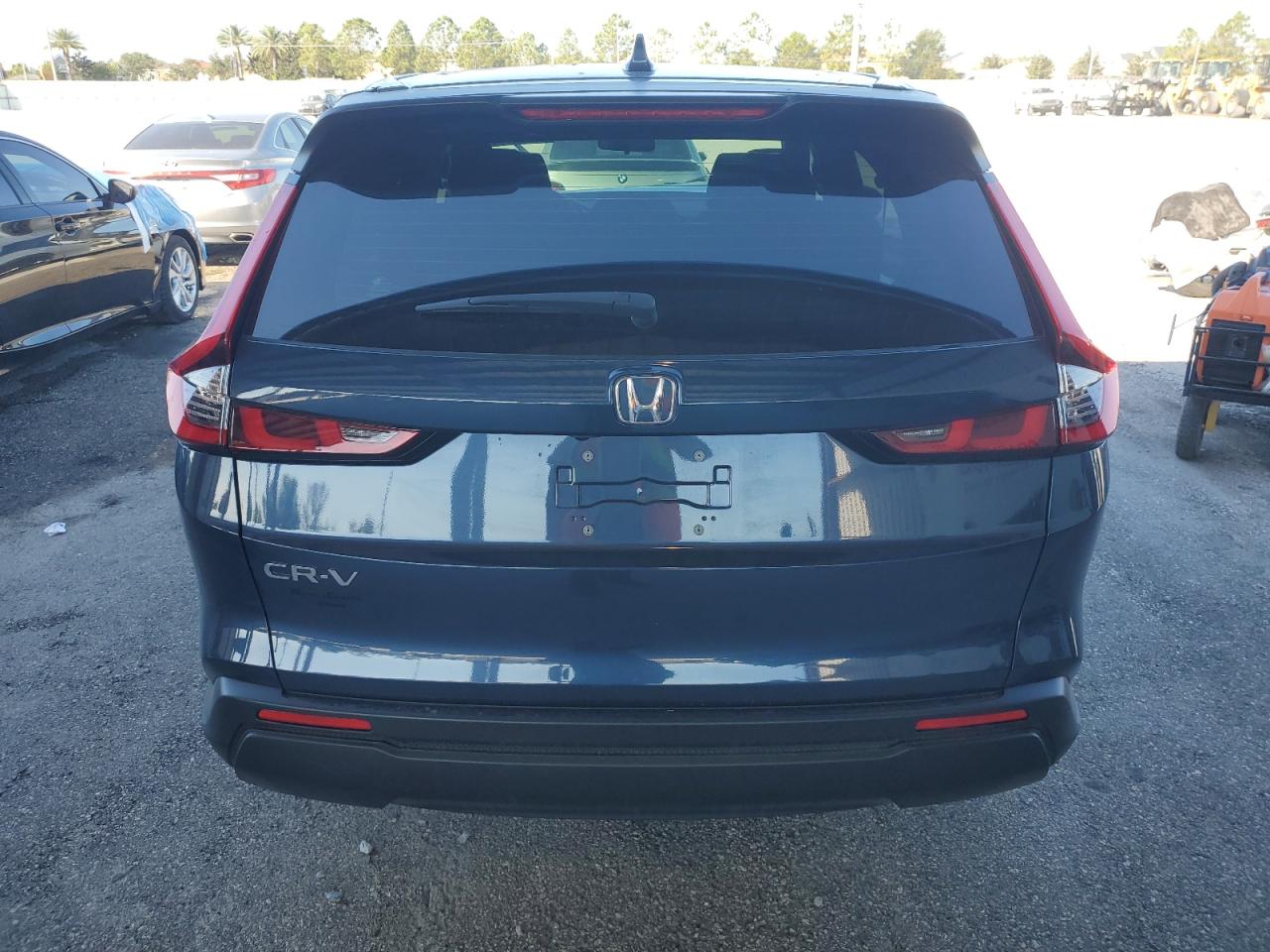 2024 HONDA CR-V LX photo 6