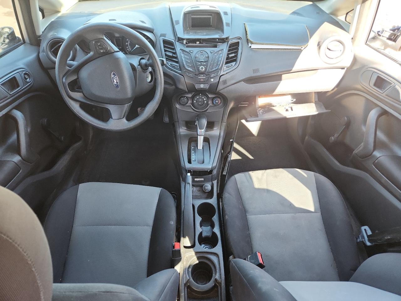 2018 FORD FIESTA S photo 22