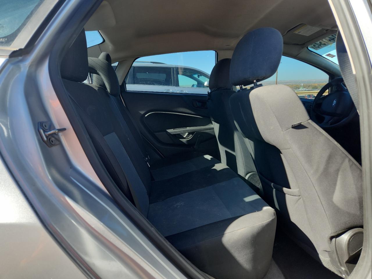 2018 FORD FIESTA S photo 28