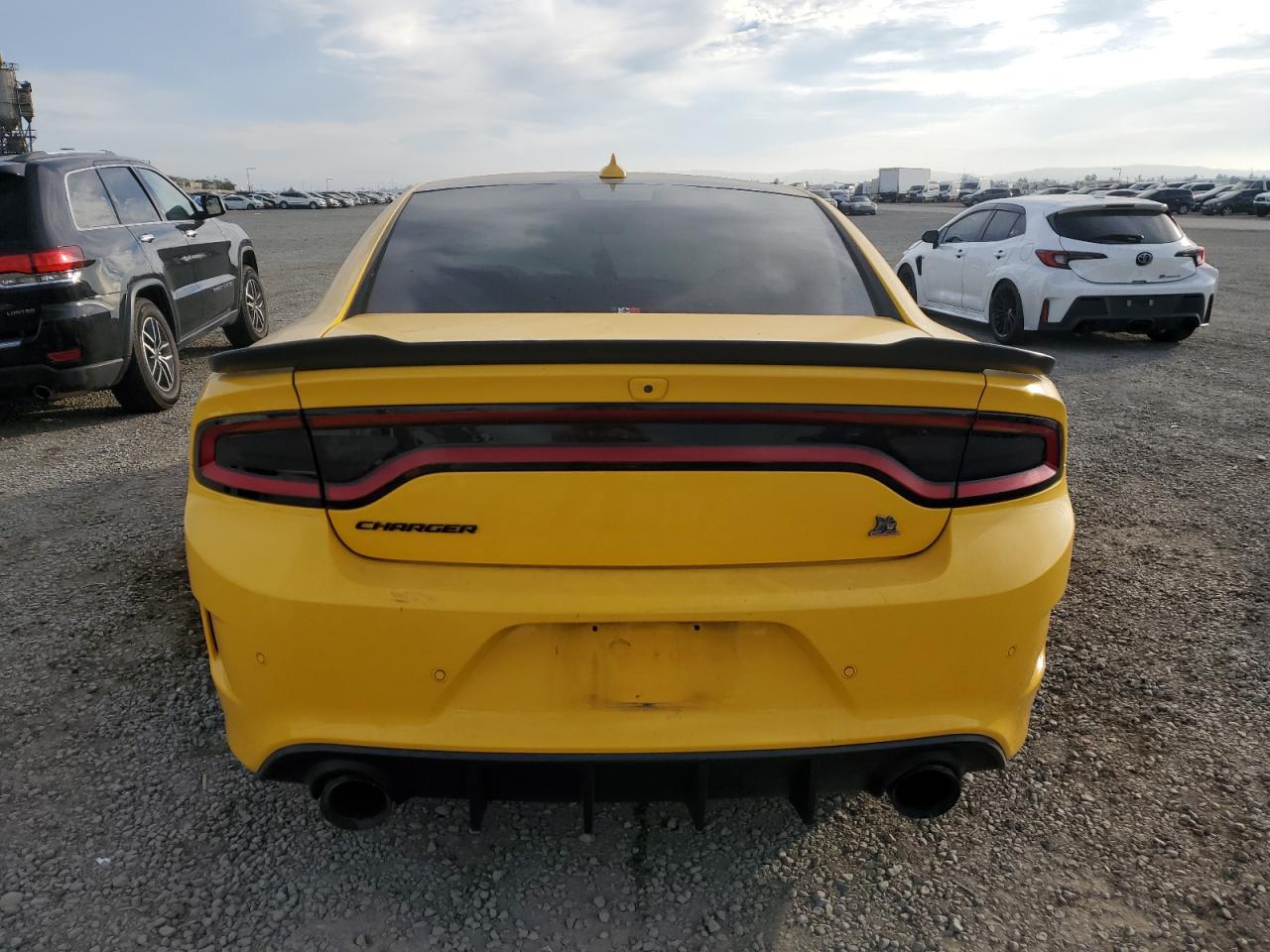 2017 DODGE CHARGER photo 6