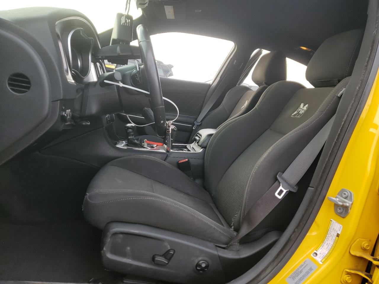 2017 DODGE CHARGER photo 7