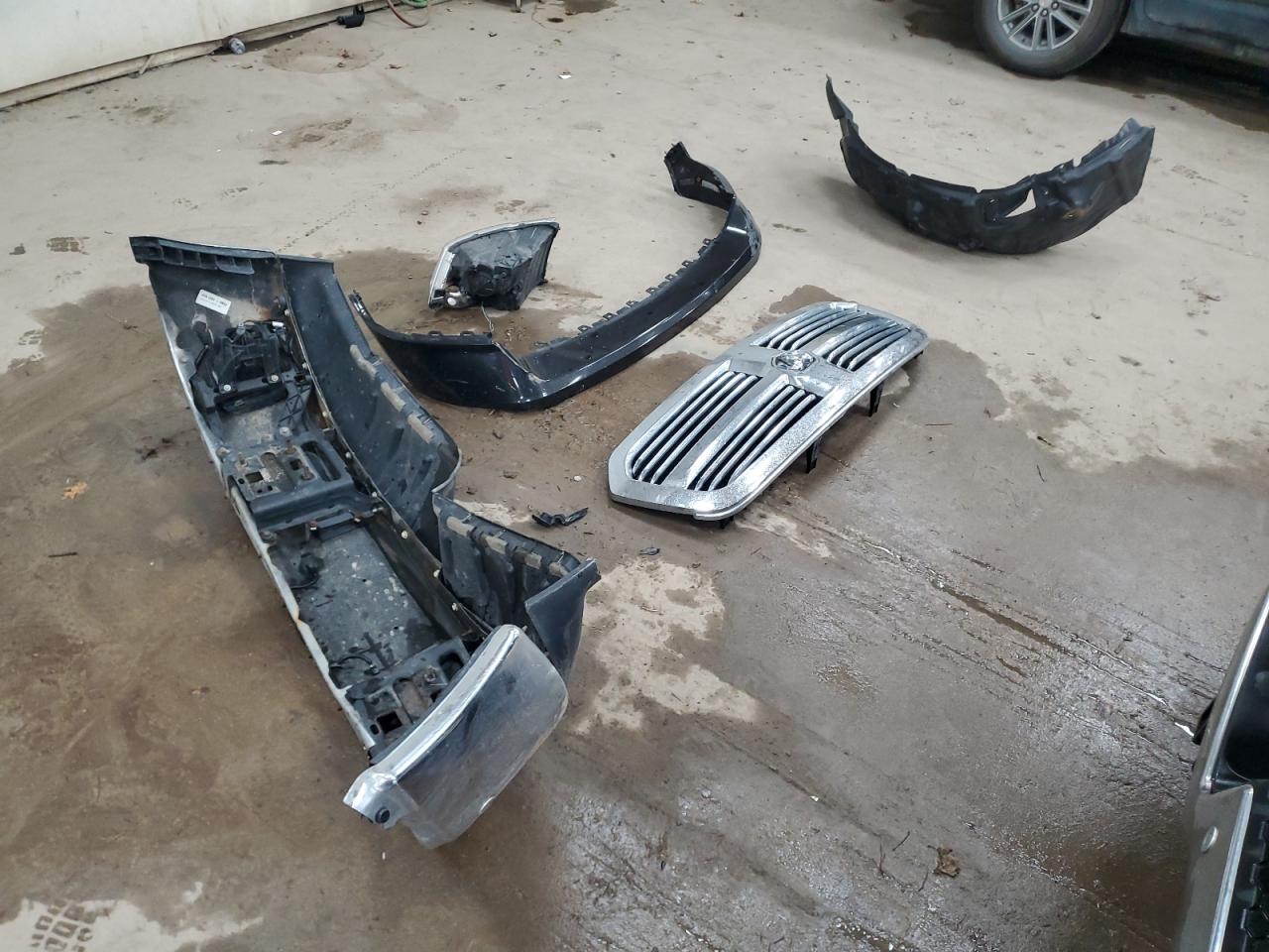 2018 RAM 1500 SLT photo 23