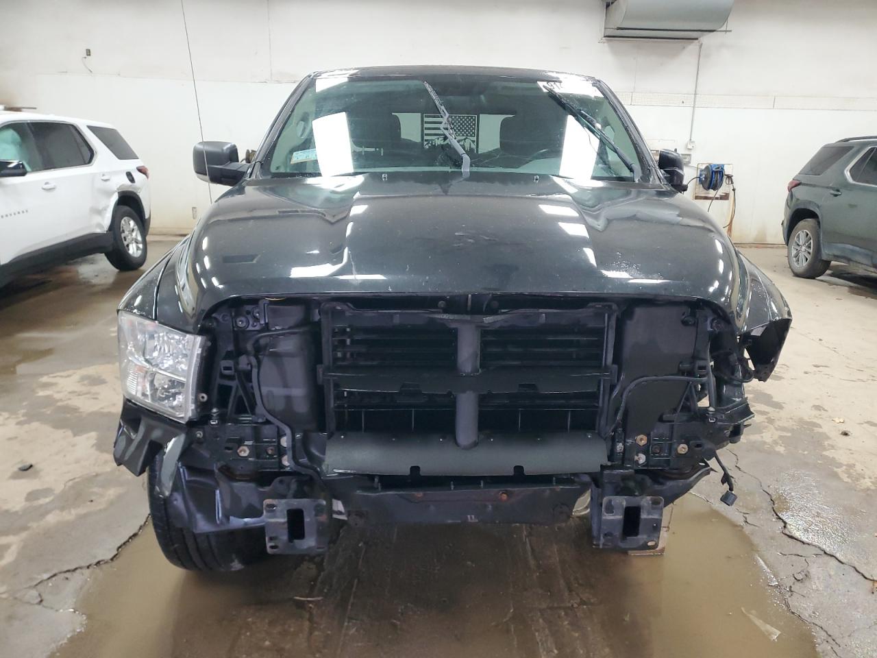 2018 RAM 1500 SLT photo 9