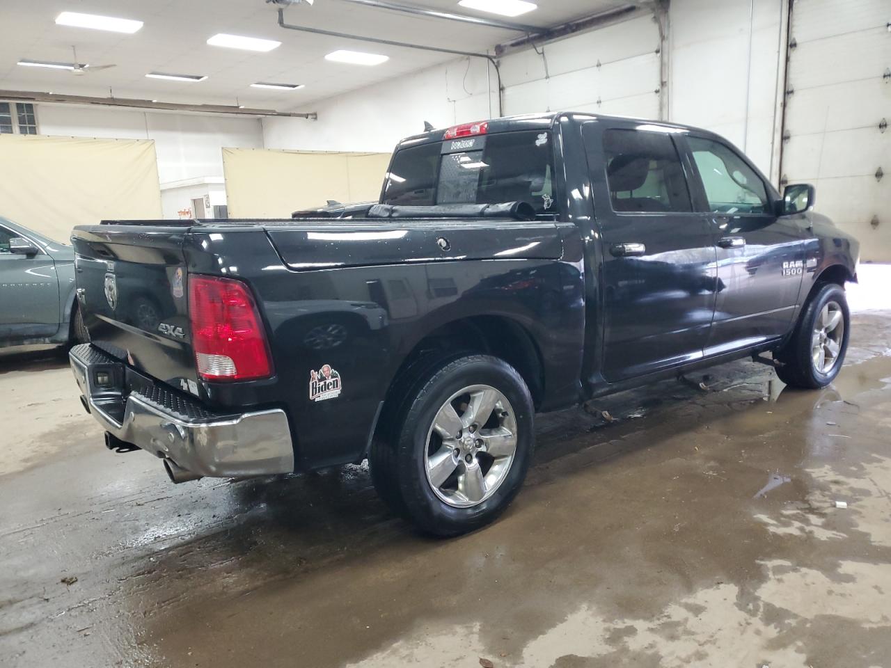 2018 RAM 1500 SLT photo 5