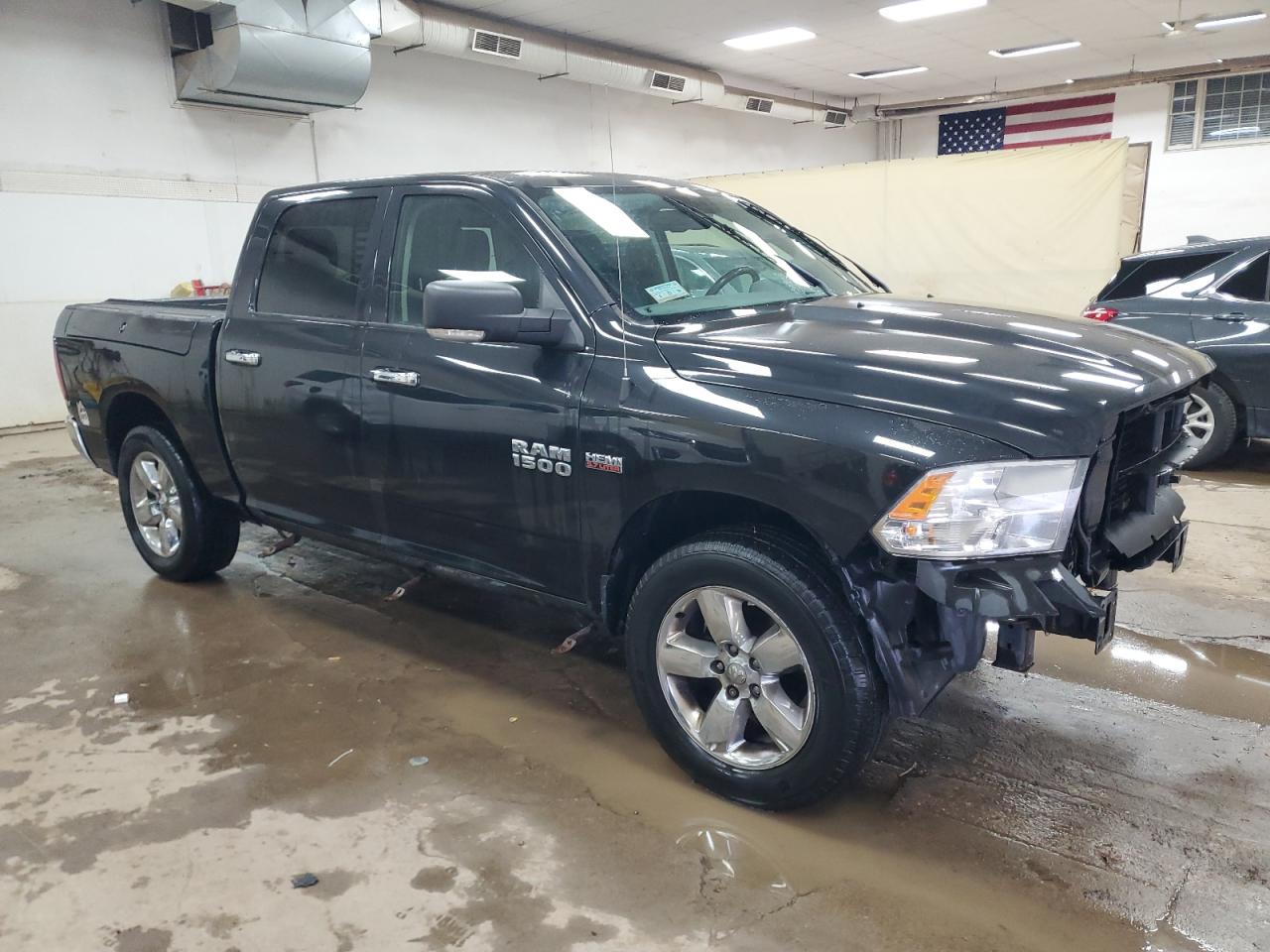 2018 RAM 1500 SLT photo 7