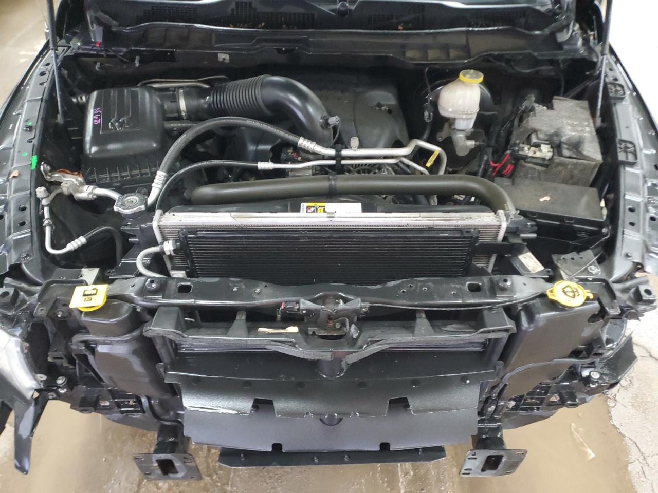 2018 RAM 1500 SLT photo 21