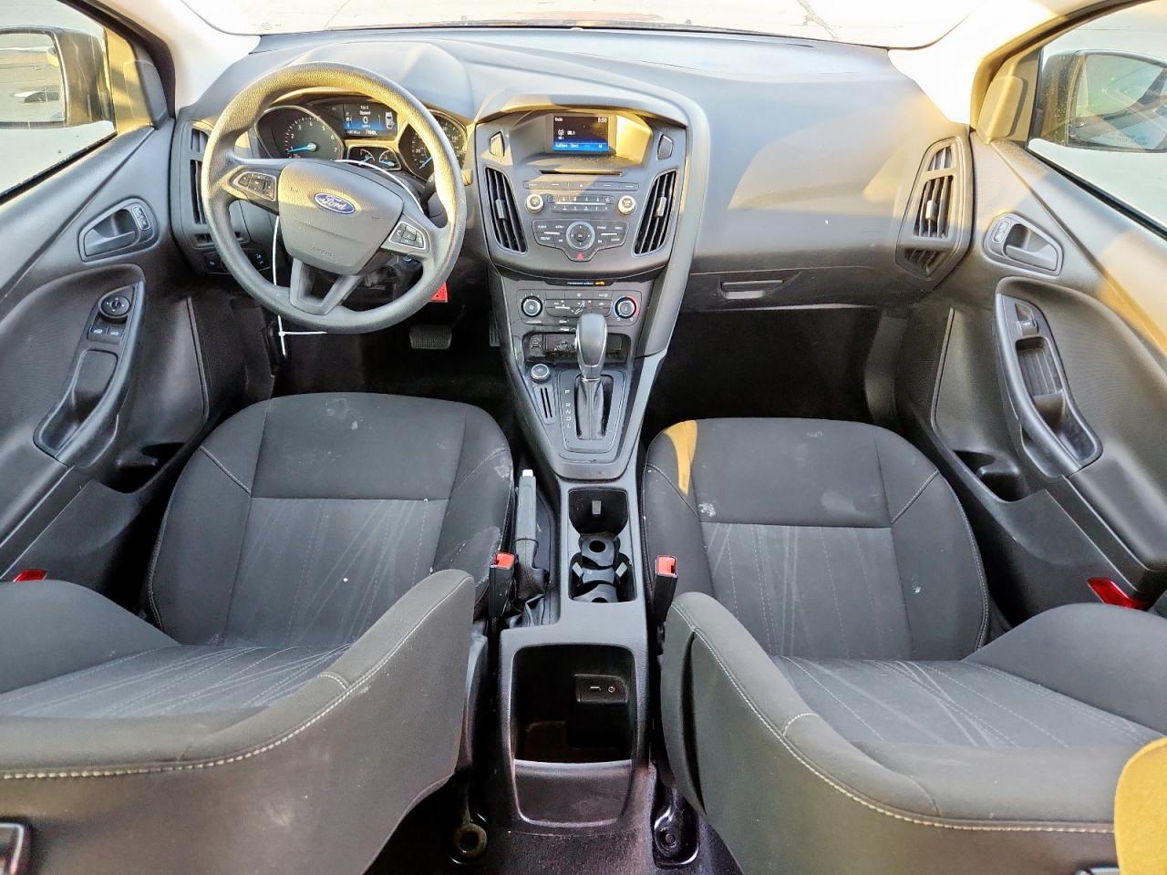 2017 FORD FOCUS S photo 8