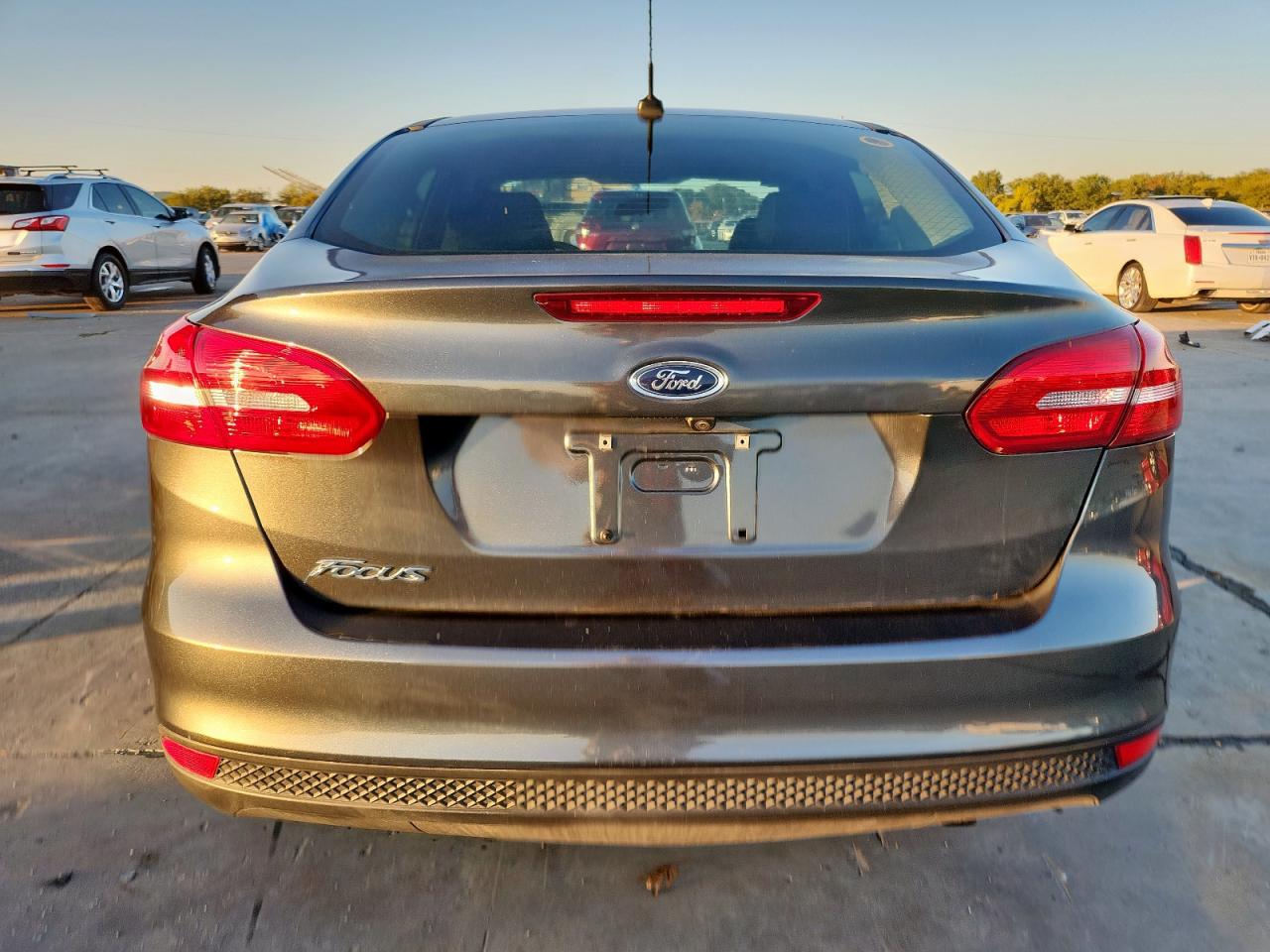 2017 FORD FOCUS S photo 6