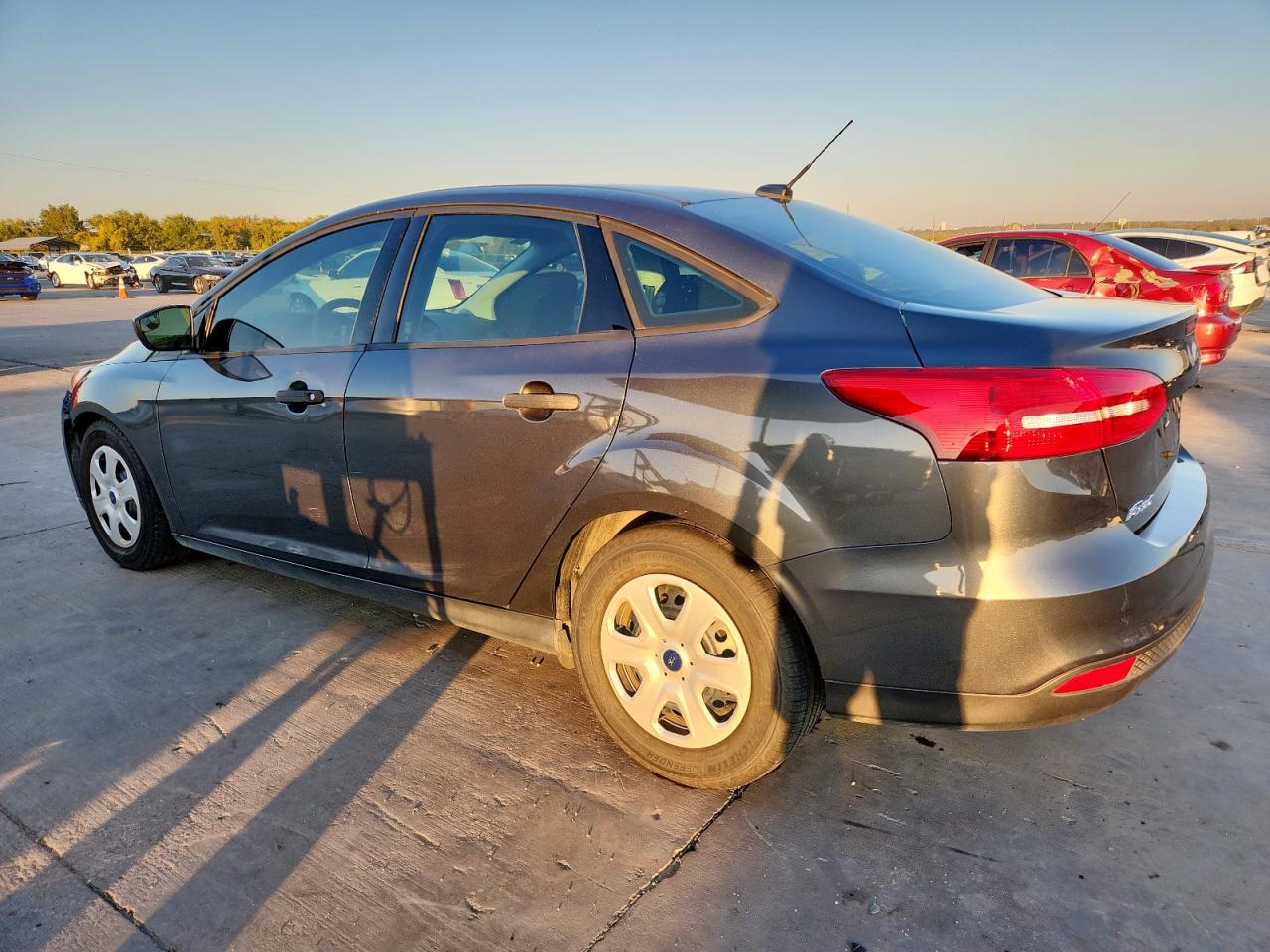 2017 FORD FOCUS S photo 2