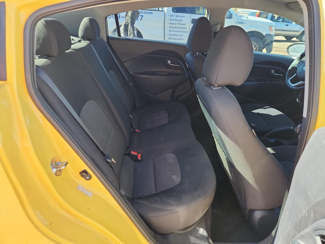 2016 KIA RIO LX photo 10