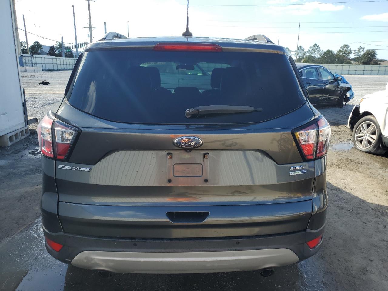 2018 FORD ESCAPE SEL photo 16