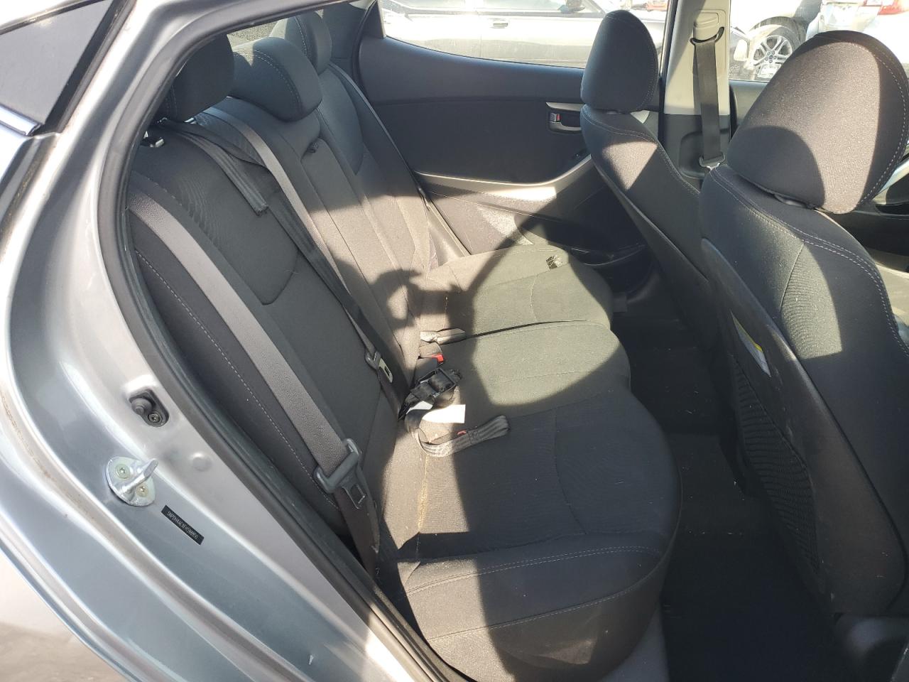 2015 HYUNDAI ELANTRA SE photo 28