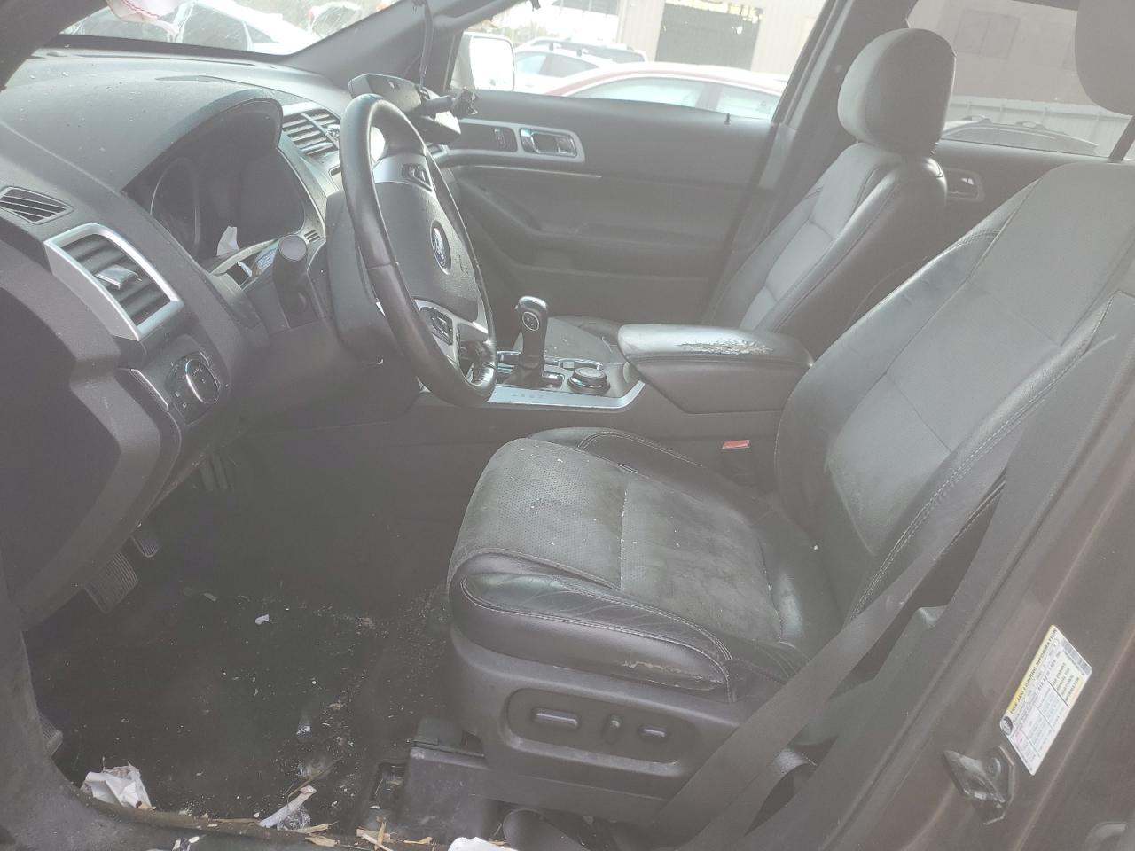 2015 FORD EXPLORER XLT photo 13