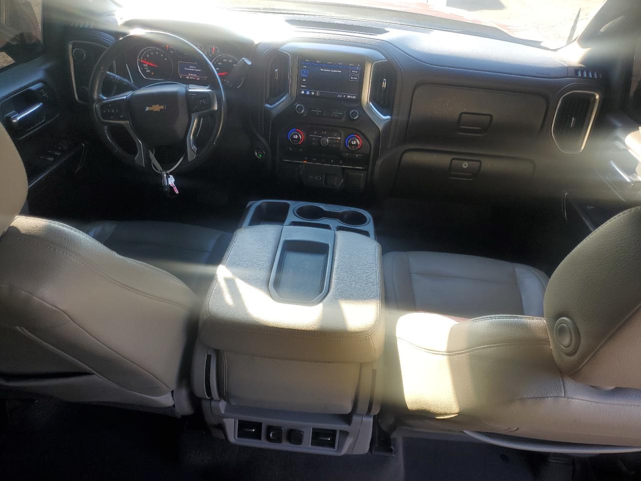 2020 CHEVROLET SILVERADO K1500 LT photo 8