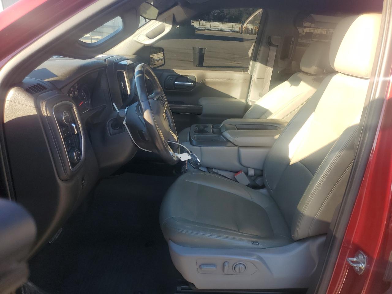 2020 CHEVROLET SILVERADO K1500 LT photo 7