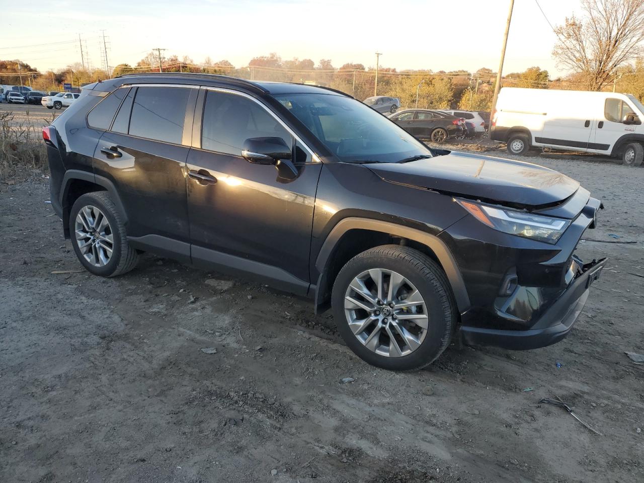 2024 TOYOTA RAV4 XLE PREMIUM photo 7