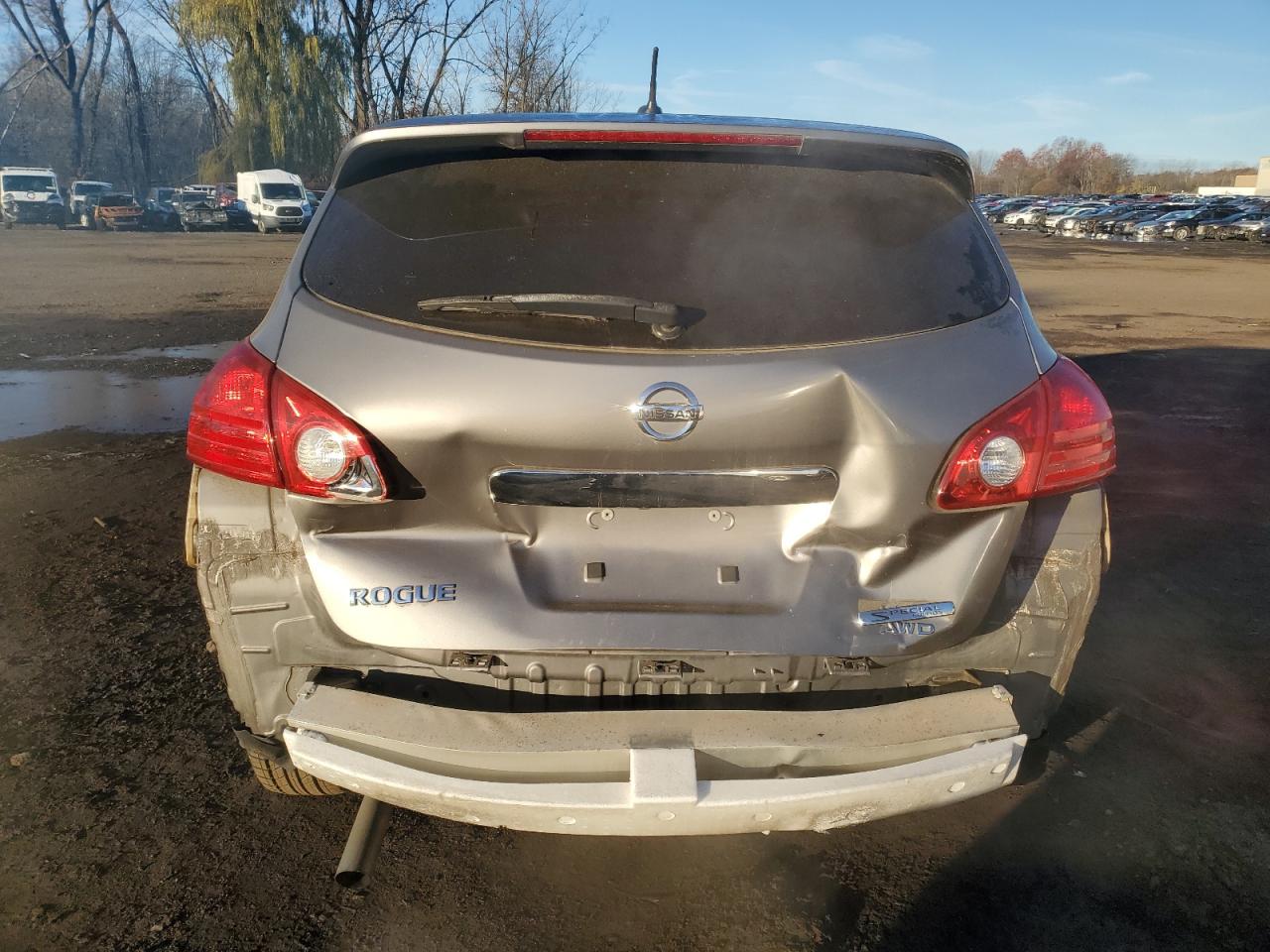 2013 NISSAN ROGUE S photo 11