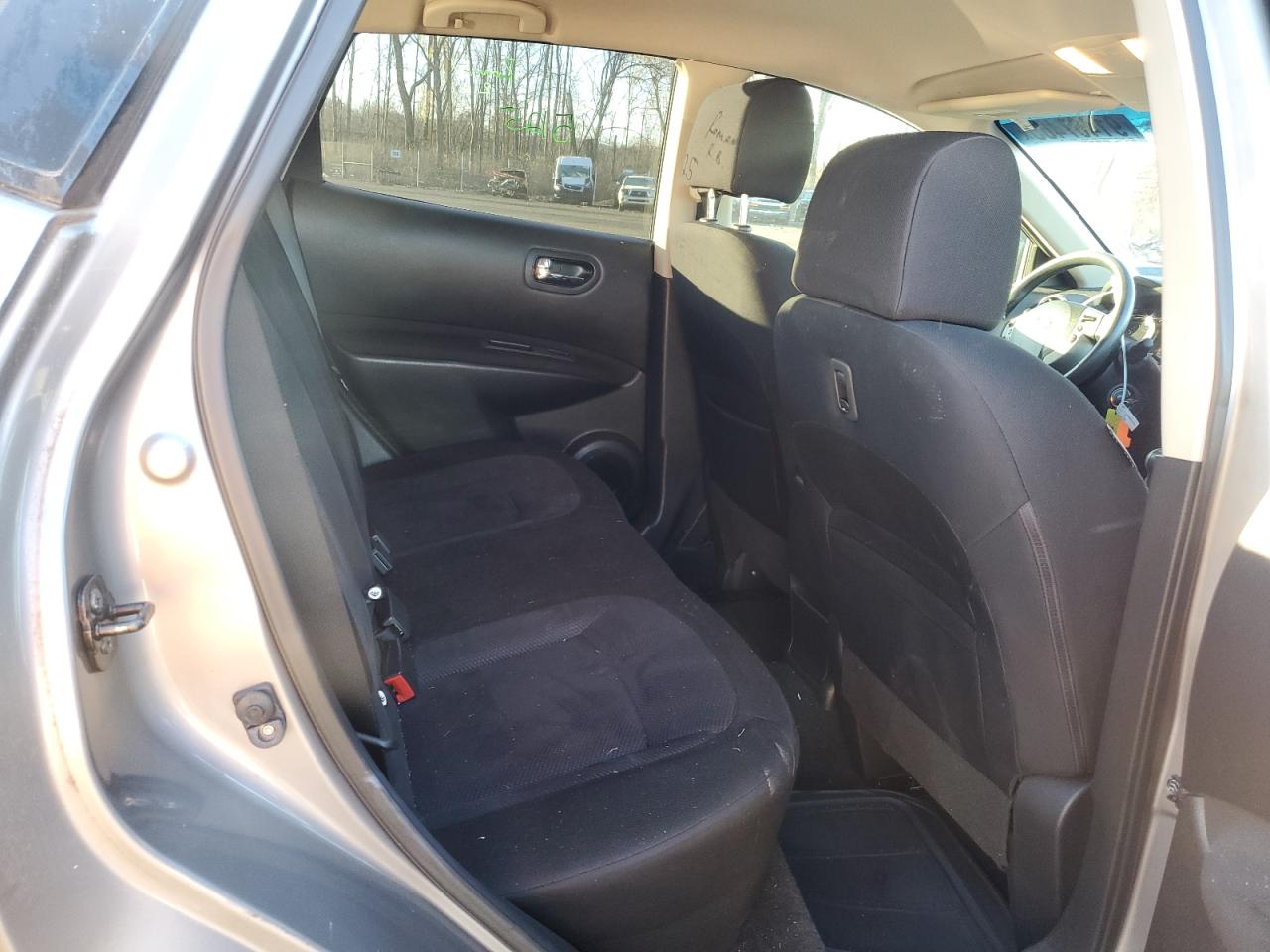2013 NISSAN ROGUE S photo 19