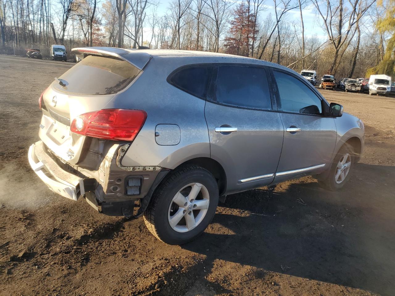 2013 NISSAN ROGUE S photo 5