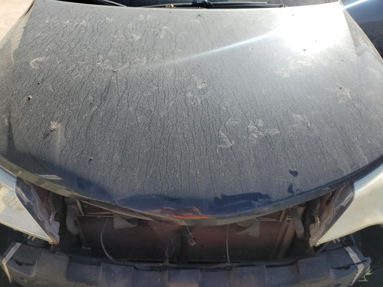 2012 TOYOTA CAMRY HYBRID photo 11