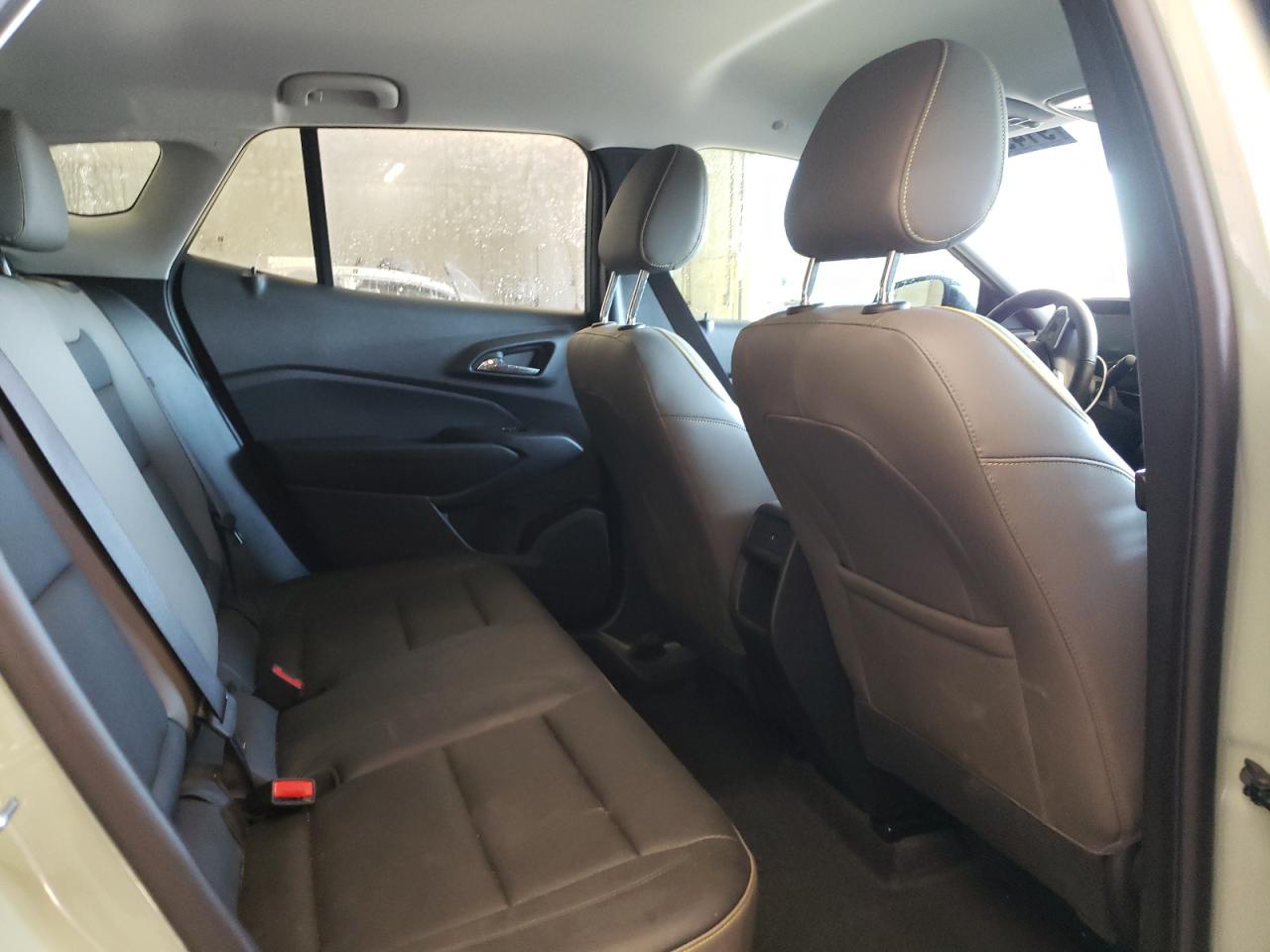 2025 CHEVROLET TRAX ACTIV photo 11