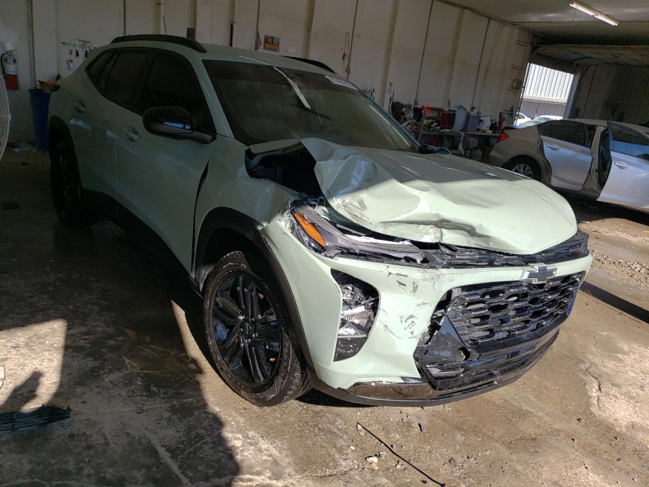 2025 CHEVROLET TRAX ACTIV photo 4