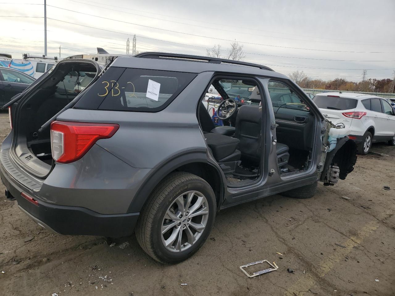 2023 FORD EXPLORER XLT photo 7