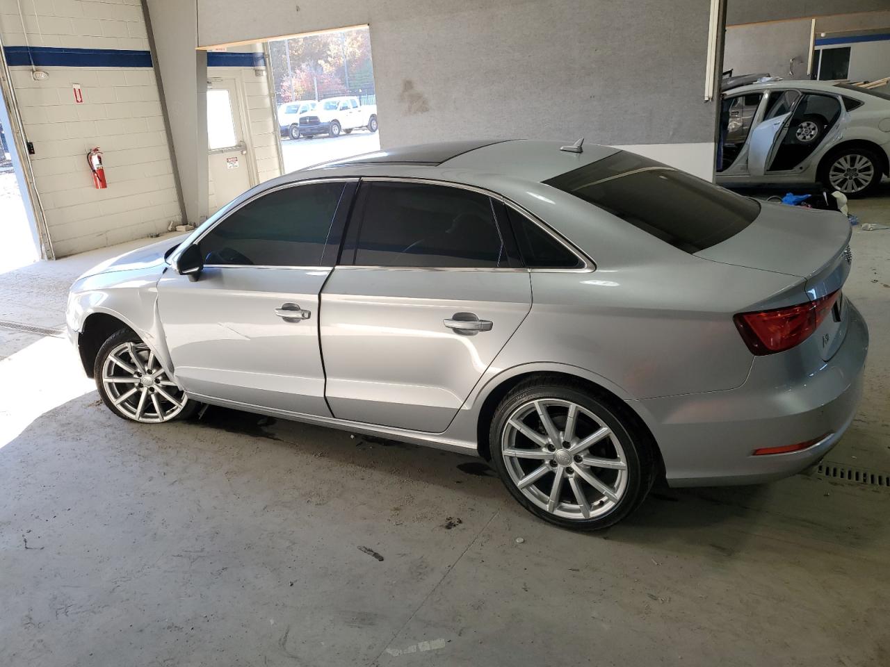 2015 AUDI A3 PREMIUM photo 2