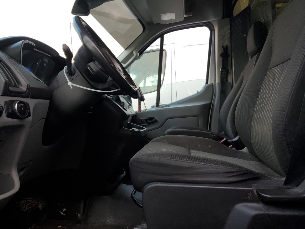 2017 FORD TRANSIT DELIVERY VAN photo 25