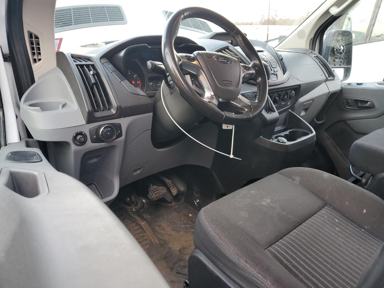 2017 FORD TRANSIT DELIVERY VAN photo 29