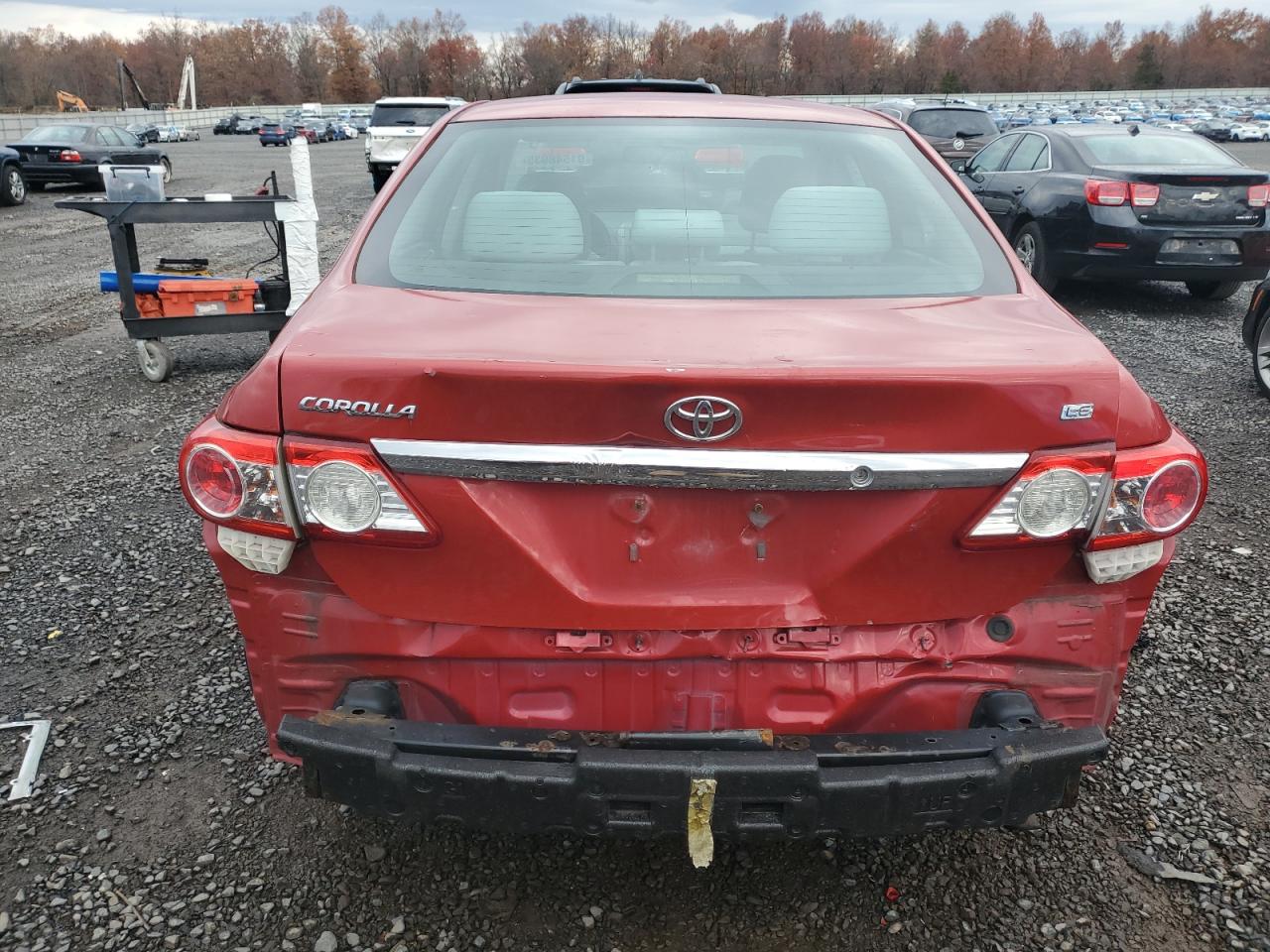 2013 TOYOTA COROLLA BASE photo 11