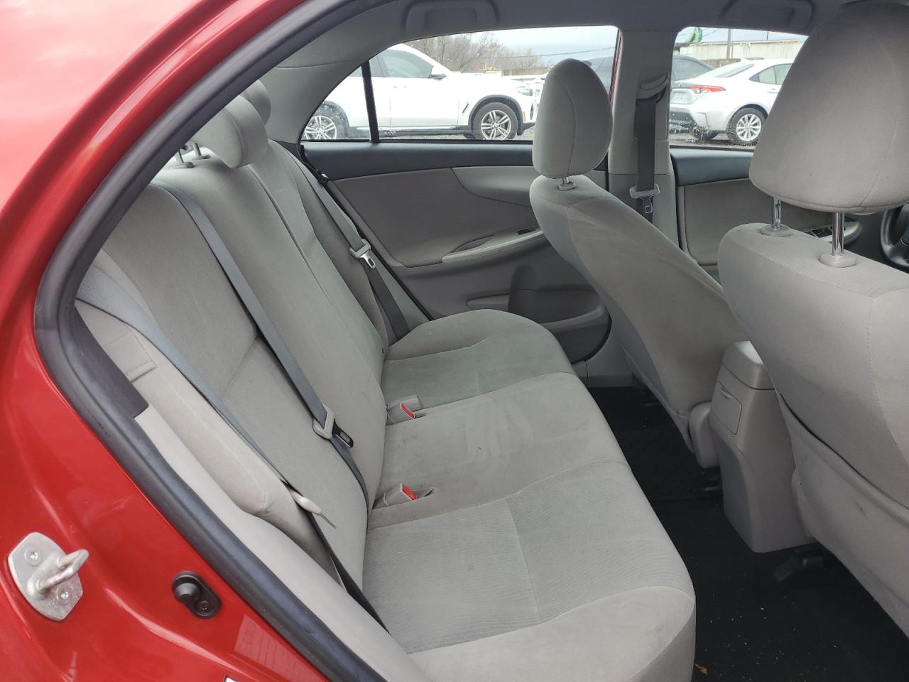 2013 TOYOTA COROLLA BASE photo 19