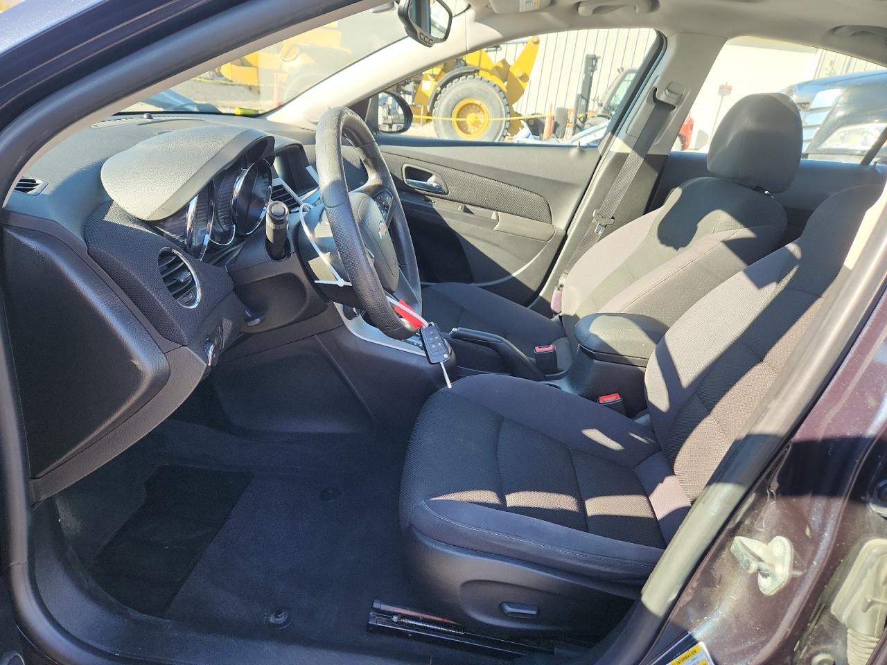 2015 CHEVROLET CRUZE LT photo 13