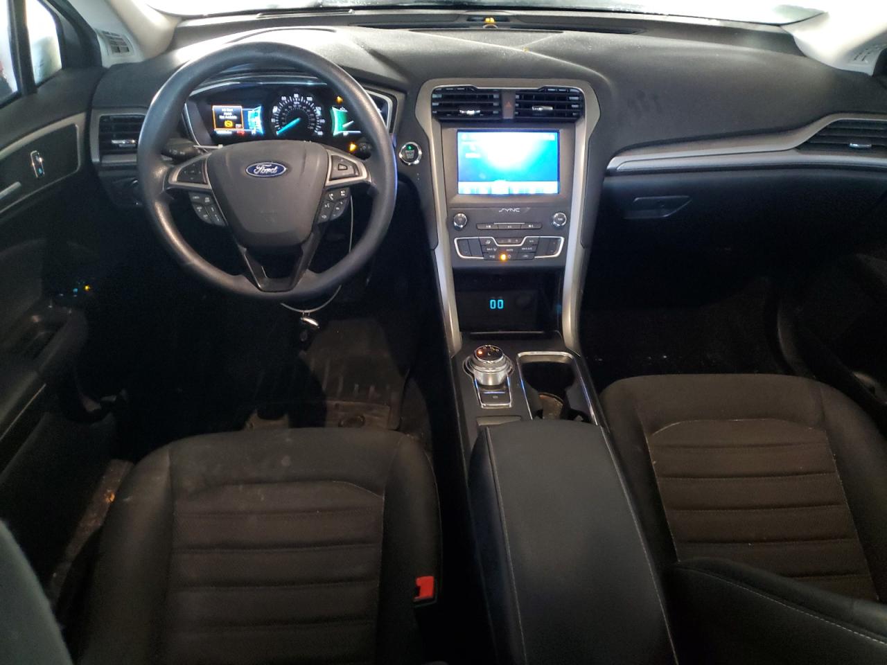 2020 FORD FUSION SE photo 15