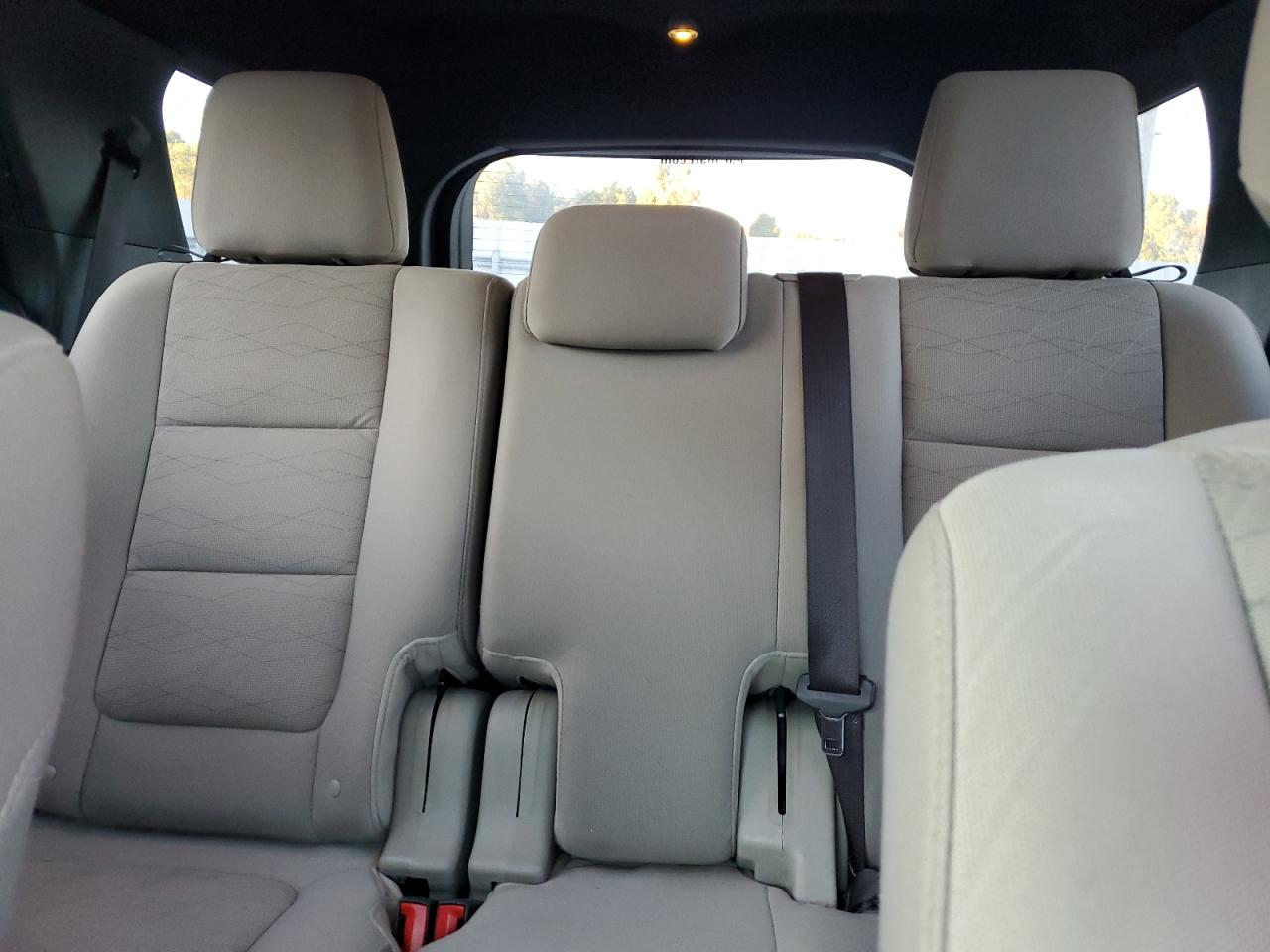 2013 FORD EXPLORER photo 19