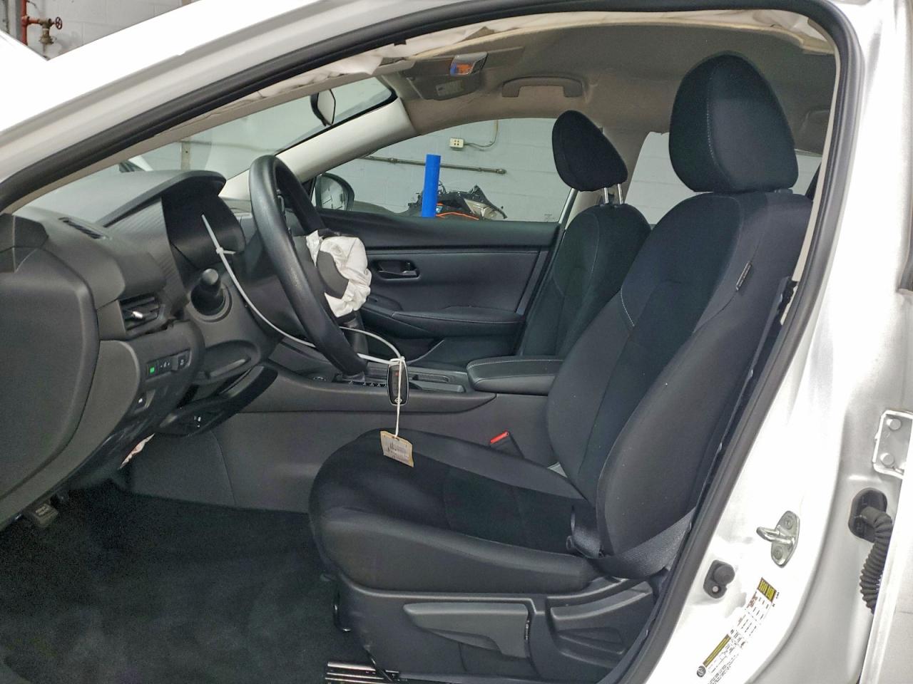 2025 NISSAN SENTRA S photo 7
