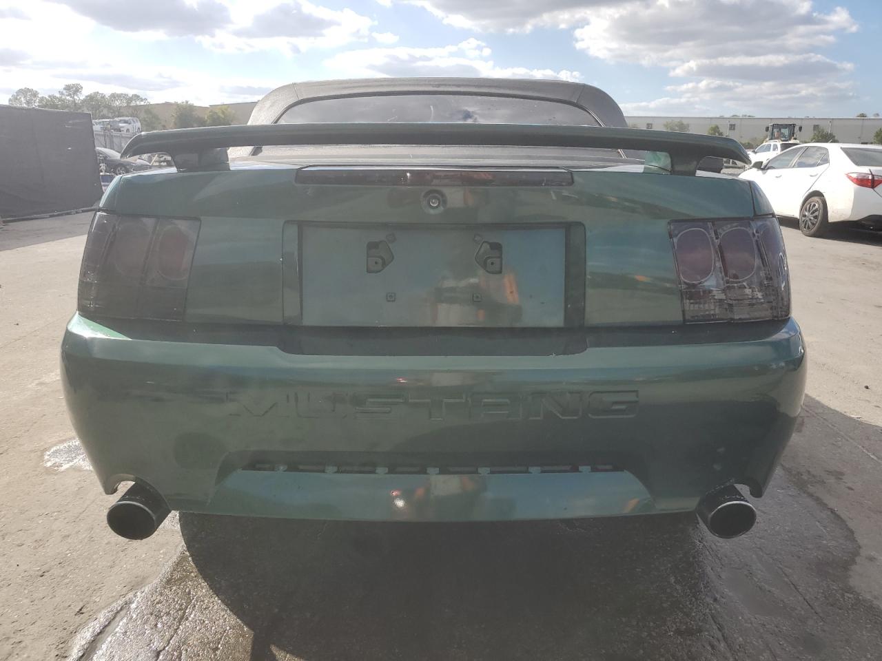 2000 FORD MUSTANG photo 11